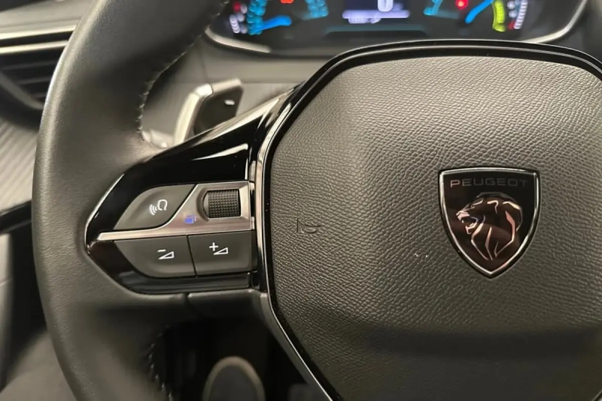 1.2 Hybrid 145 Style LED | Carplay | Parkeersensoren Achter | Cruise | Climate | Bluetooth | Airco (automatisch) | Apple Carplay/Android Auto|telefoonintegratie premium | Cruise control