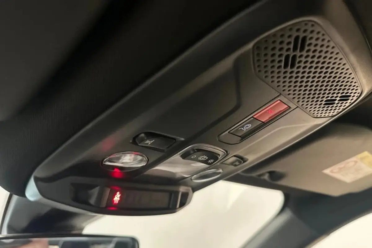 1.2 Hybrid 145 Style LED | Carplay | Parkeersensoren Achter | Cruise | Climate | Bluetooth | Airco (automatisch) | Apple Carplay/Android Auto|telefoonintegratie premium | Cruise control