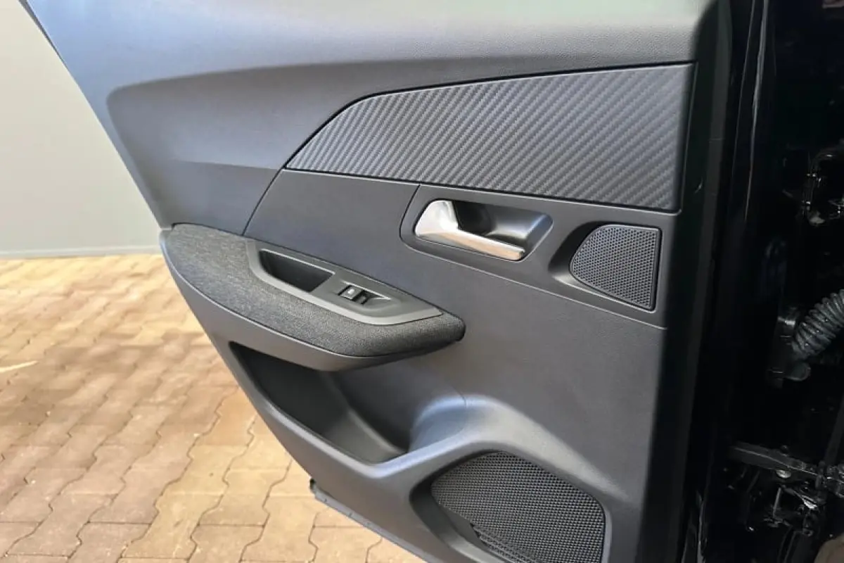 1.2 Hybrid 145 Style LED | Carplay | Parkeersensoren Achter | Cruise | Climate | Bluetooth | Airco (automatisch) | Apple Carplay/Android Auto|telefoonintegratie premium | Cruise control