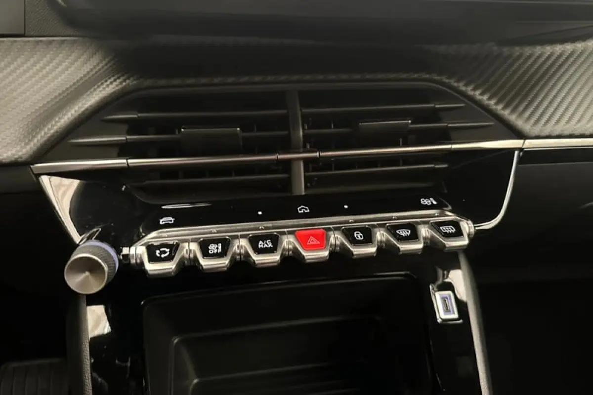1.2 Hybrid 145 Style LED | Carplay | Parkeersensoren Achter | Cruise | Climate | Bluetooth | Airco (automatisch) | Apple Carplay/Android Auto|telefoonintegratie premium | Cruise control