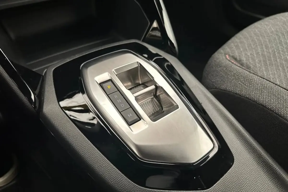 1.2 Hybrid 145 Style LED | Carplay | Parkeersensoren Achter | Cruise | Climate | Bluetooth | Airco (automatisch) | Apple Carplay/Android Auto|telefoonintegratie premium | Cruise control