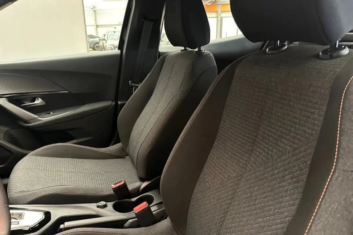 1.2 Hybrid 145 Style LED | Carplay | Parkeersensoren Achter | Cruise | Climate | Bluetooth | Airco (automatisch) | Apple Carplay/Android Auto|telefoonintegratie premium | Cruise control