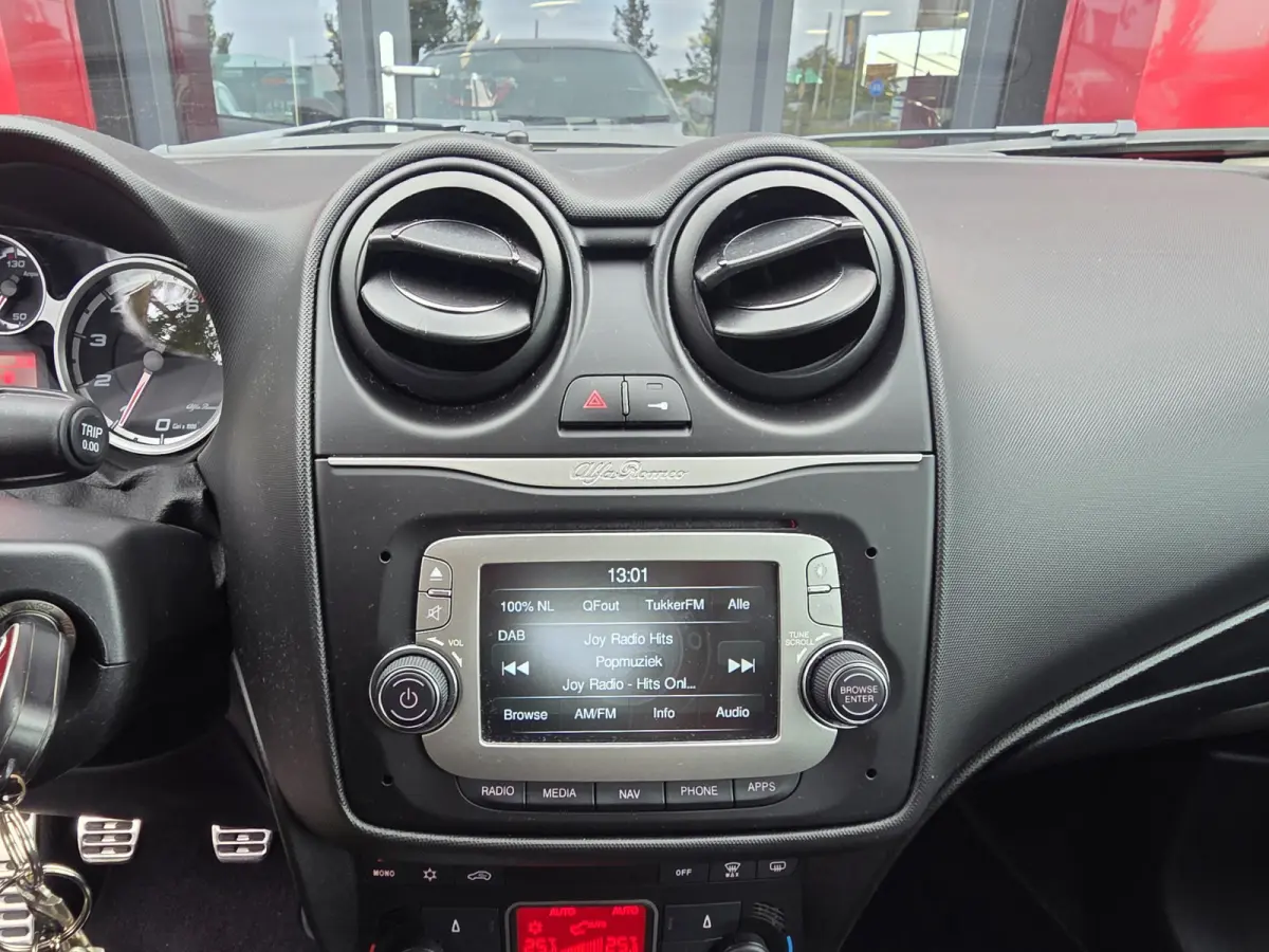 TwinAir Super | 18" velgen | Navigatie | Pack Veloce
