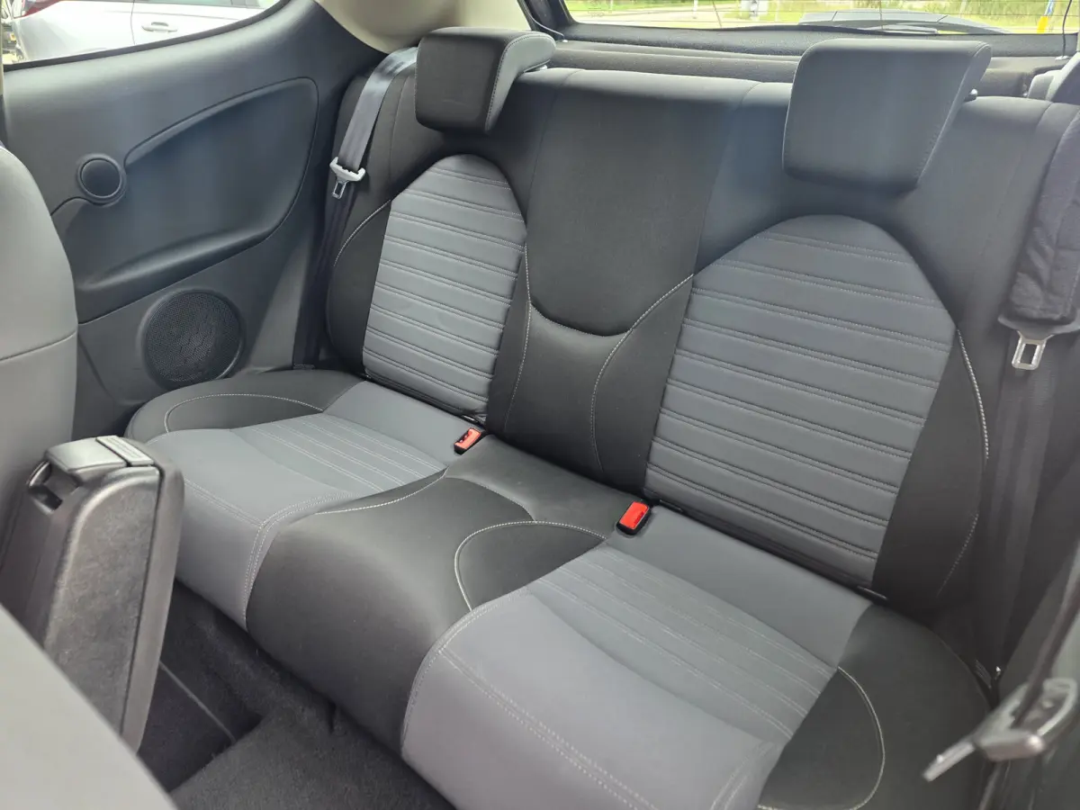 TwinAir Super | 18" velgen | Navigatie | Pack Veloce
