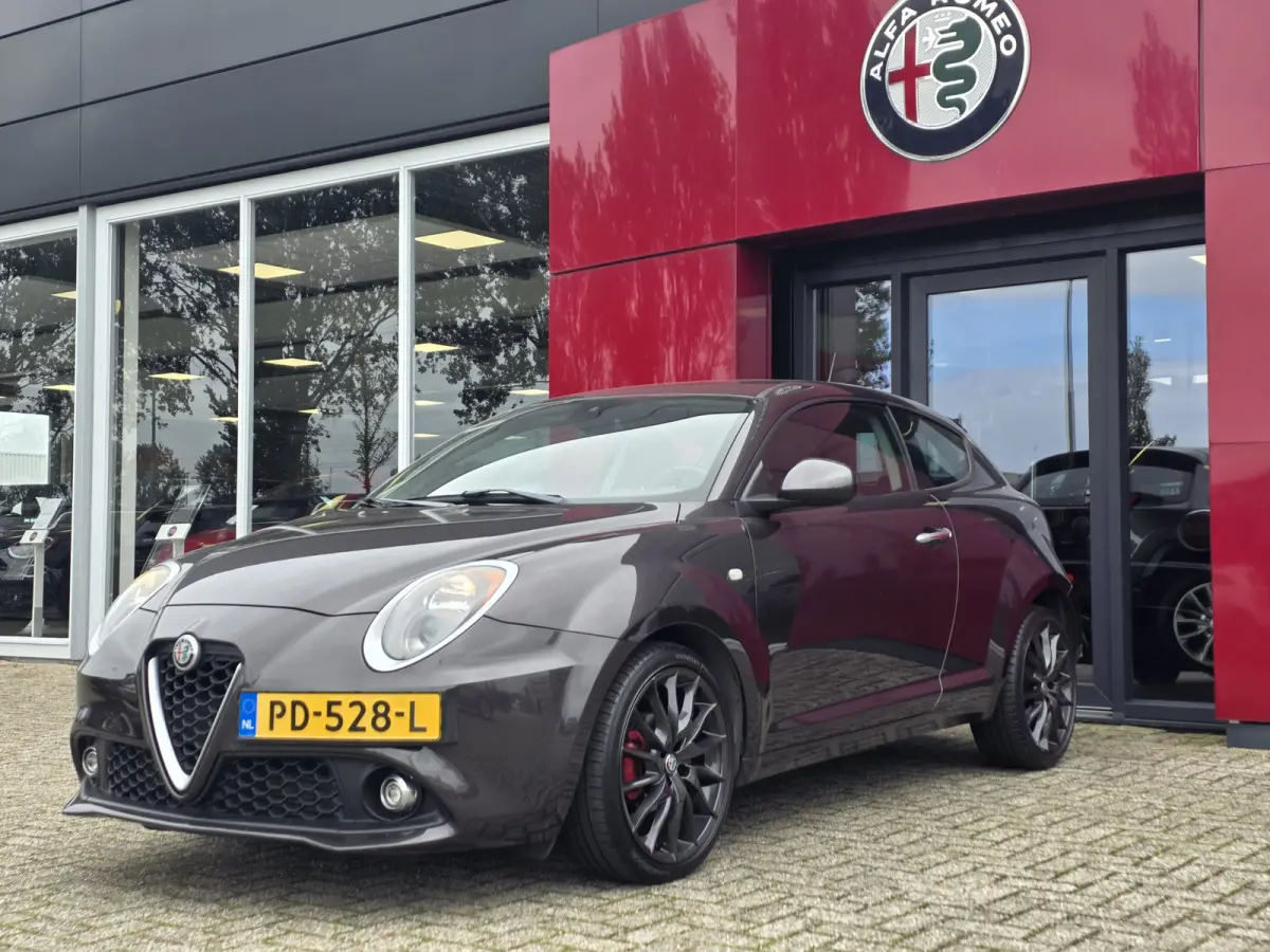 TwinAir Super | 18" velgen | Navigatie | Pack Veloce