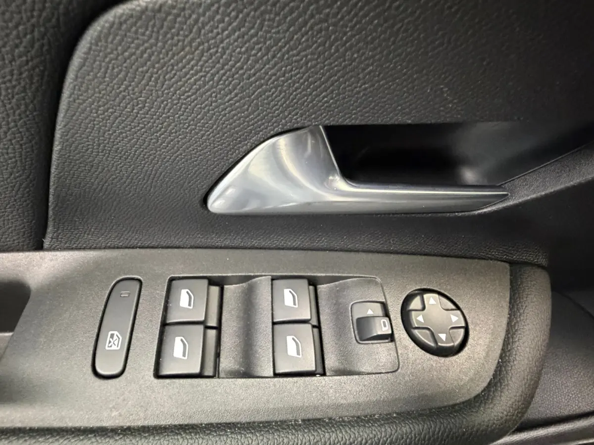 1.2 Turbo GS Line 130 PK AUTOMAAT | CAMERA | NAVI | LED | CAR PLAY |