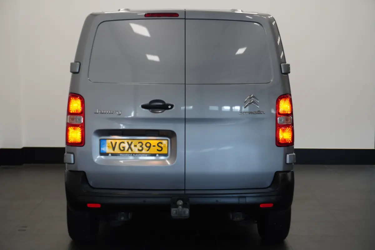 2.0 BlueHDI 120PK EURO 6 - Airco - Navi - Cruise - €11.900,- Excl.