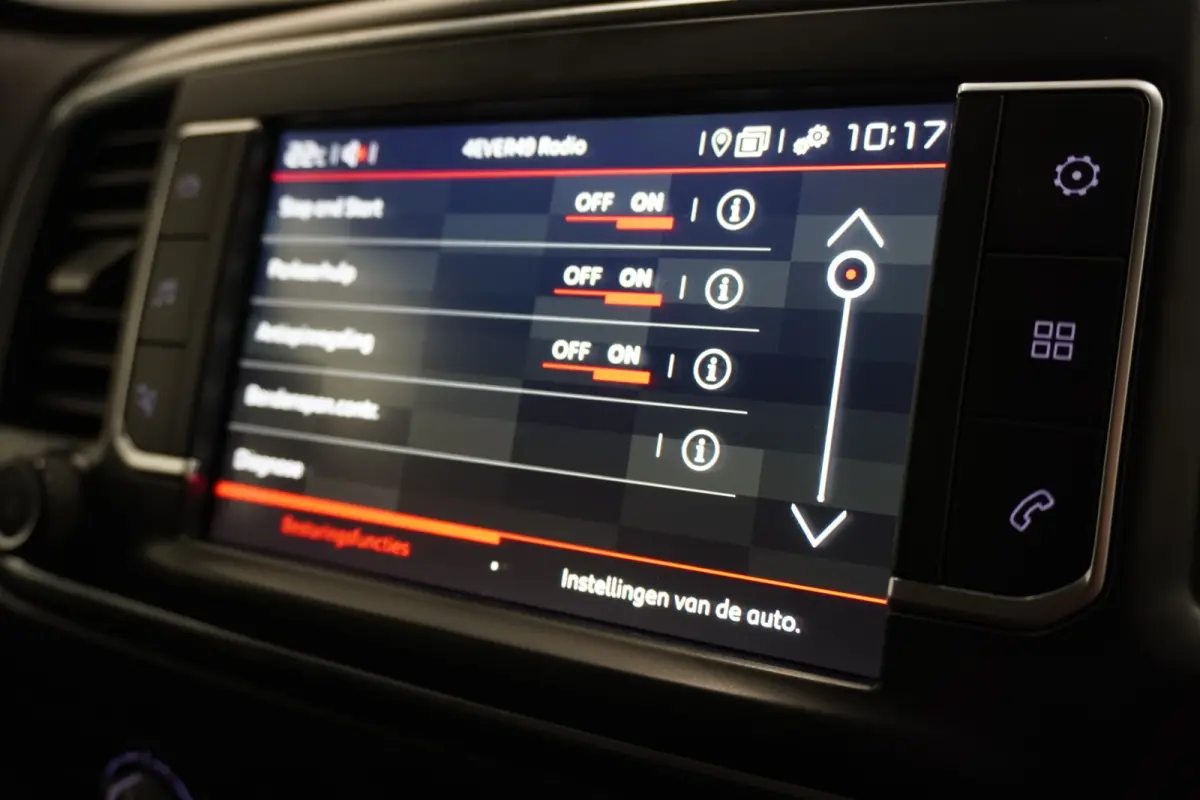 2.0 BlueHDI 120PK EURO 6 - Airco - Navi - Cruise - €11.900,- Excl.
