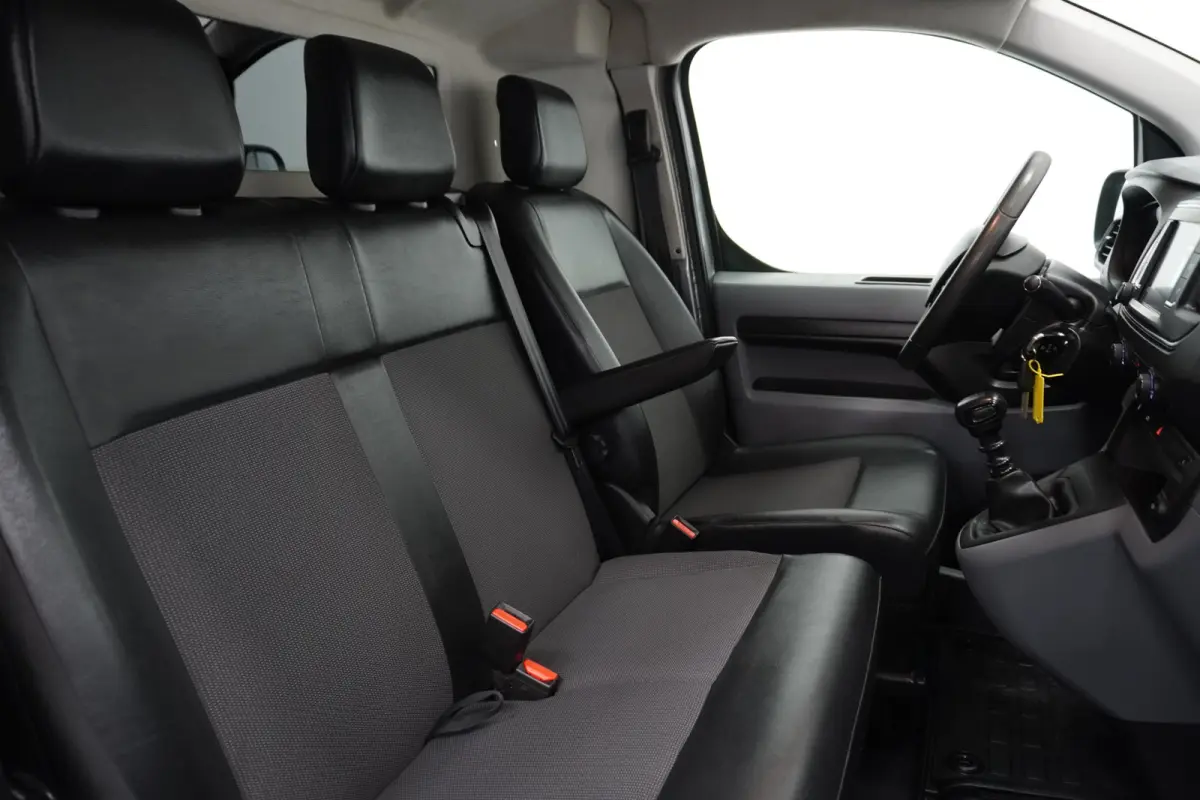 2.0 BlueHDI 120PK EURO 6 - Airco - Navi - Cruise - €11.900,- Excl.