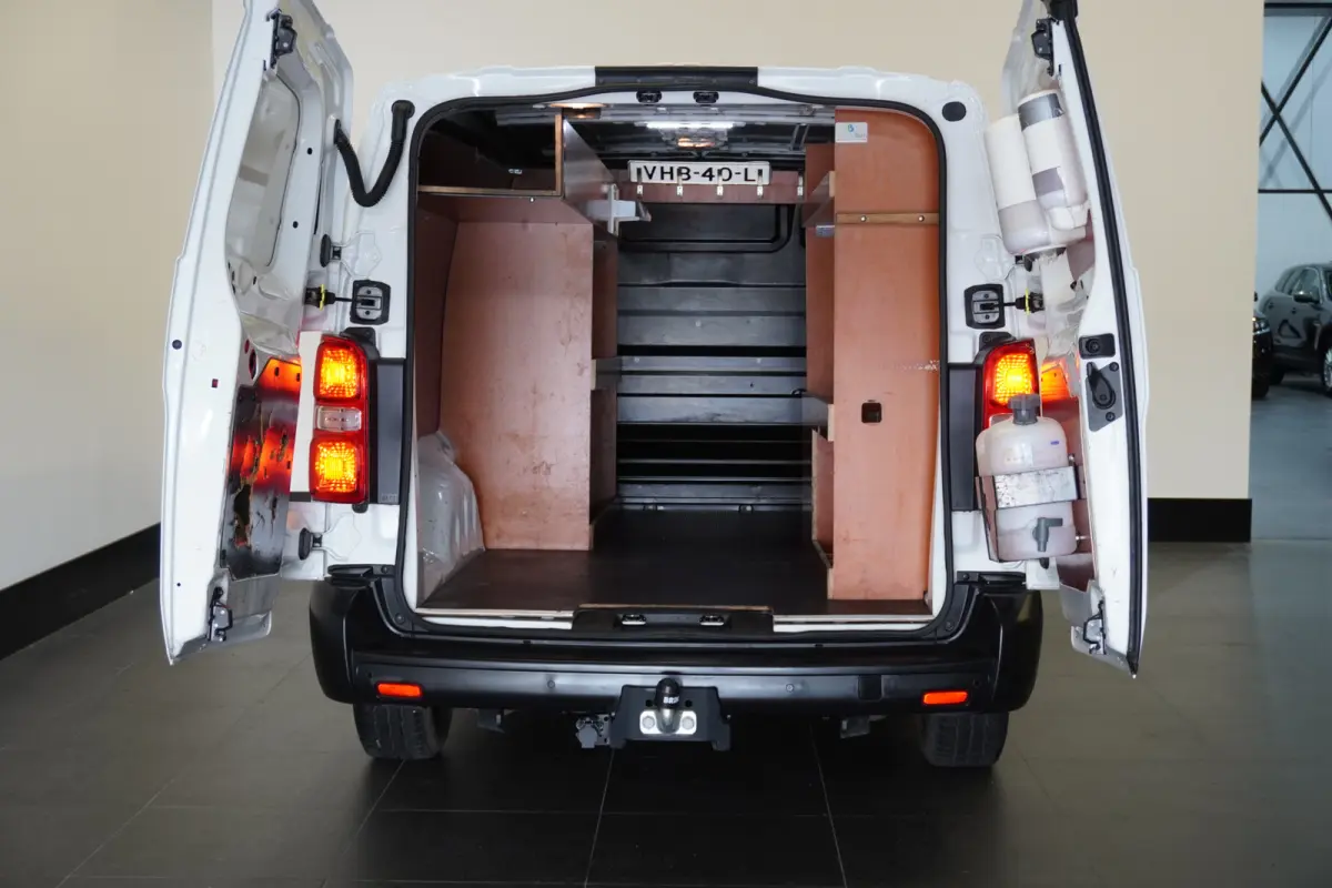 2.0 BlueHDI 180PK Automaat L3 EURO 6 - Airco - Navi - Cruise - €15.900,- Excl.