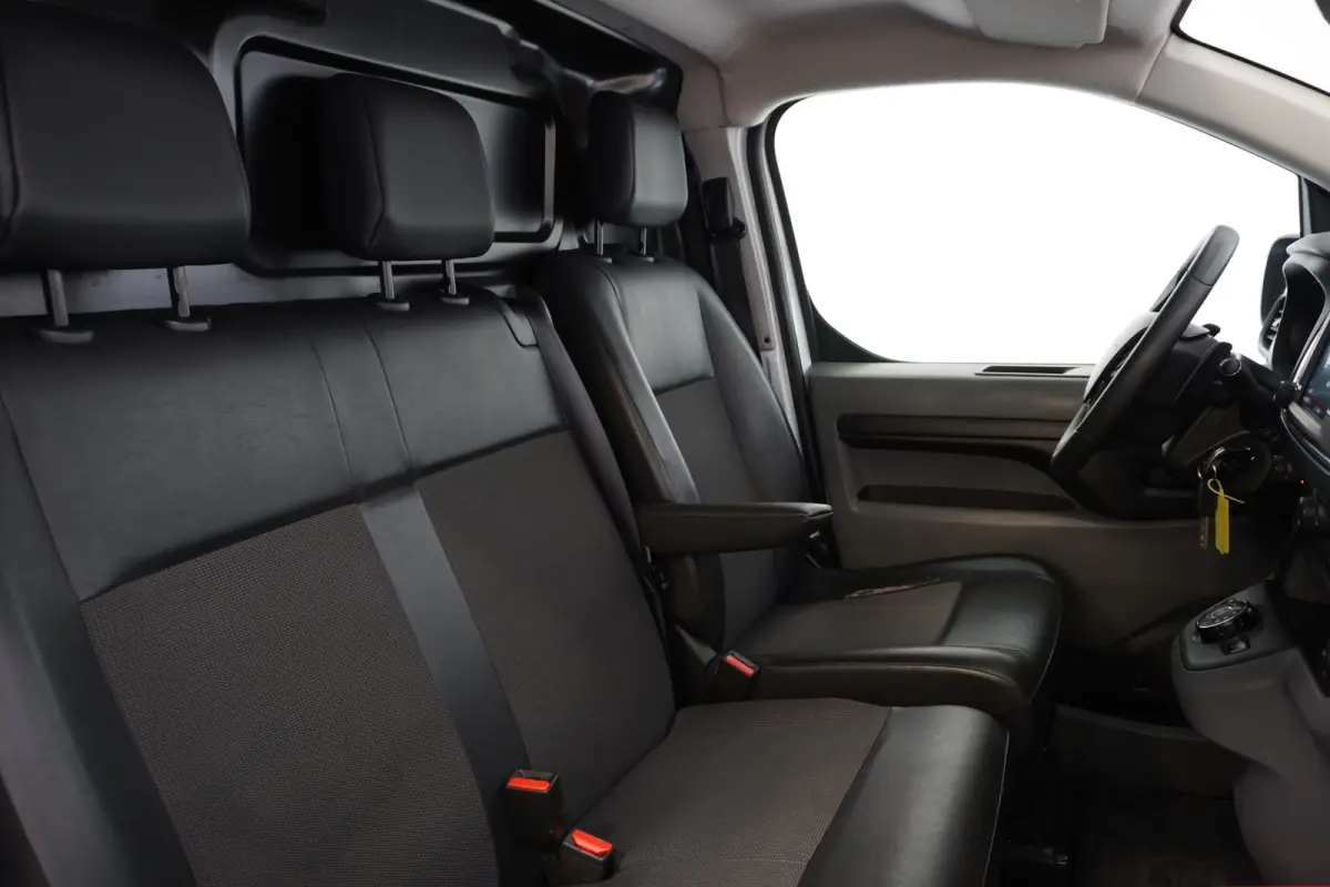 2.0 BlueHDI 180PK Automaat L3 EURO 6 - Airco - Navi - Cruise - €15.900,- Excl.