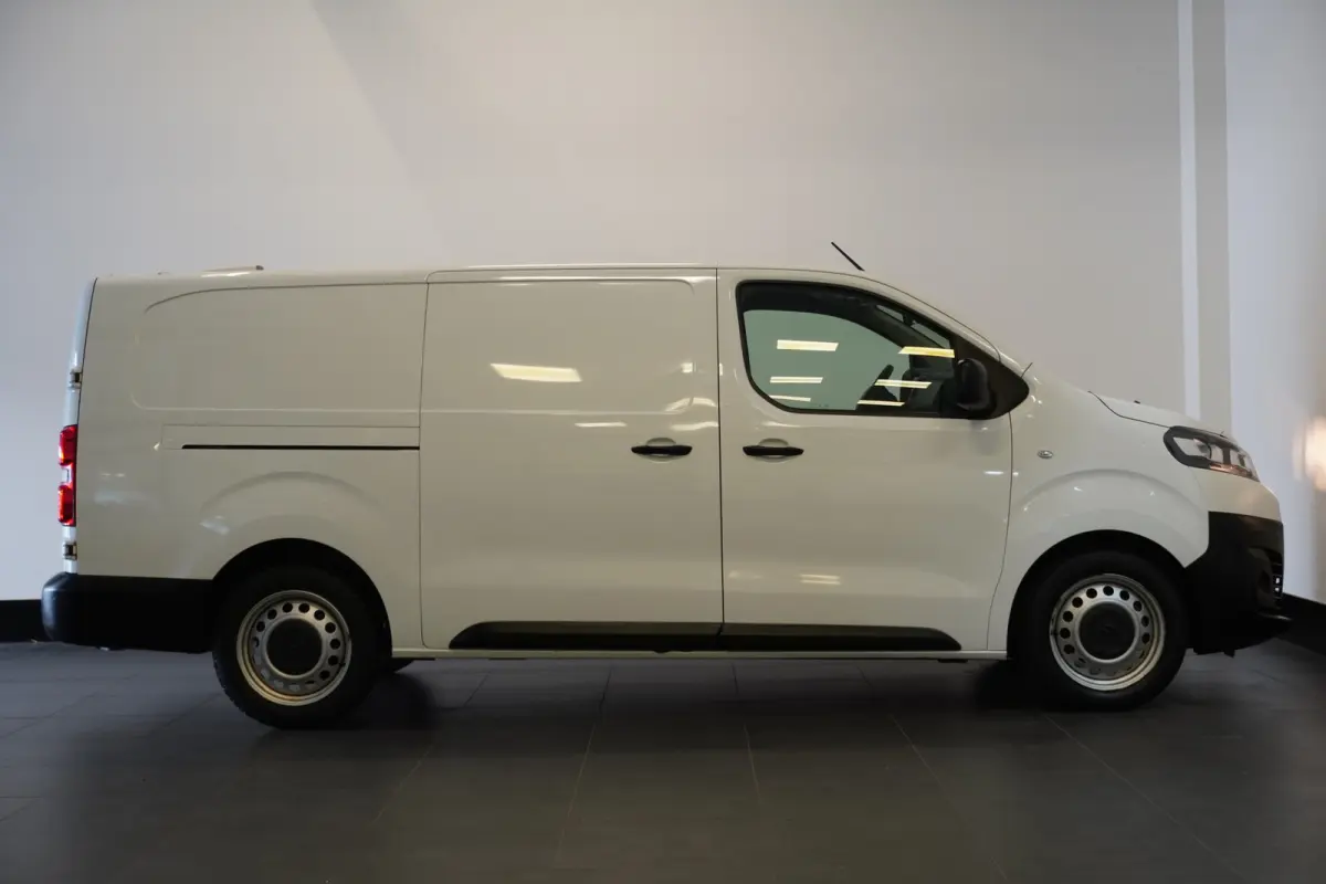 2.0 BlueHDI 180PK Automaat L3 EURO 6 - Airco - Navi - Cruise - €15.900,- Excl.