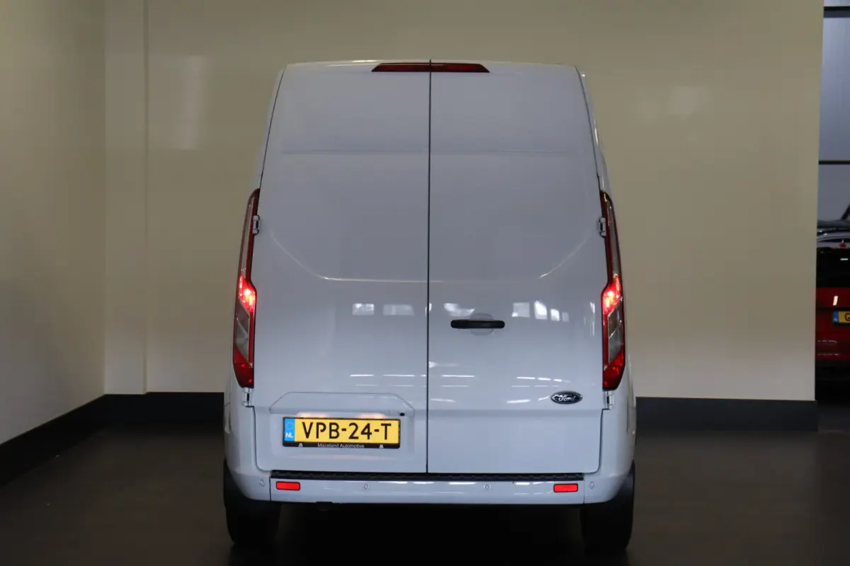 2.0 TDCI 130PK L2H2 Automaat EURO 6 - Airco - Navi - Cruise - € 20.900,- Excl.