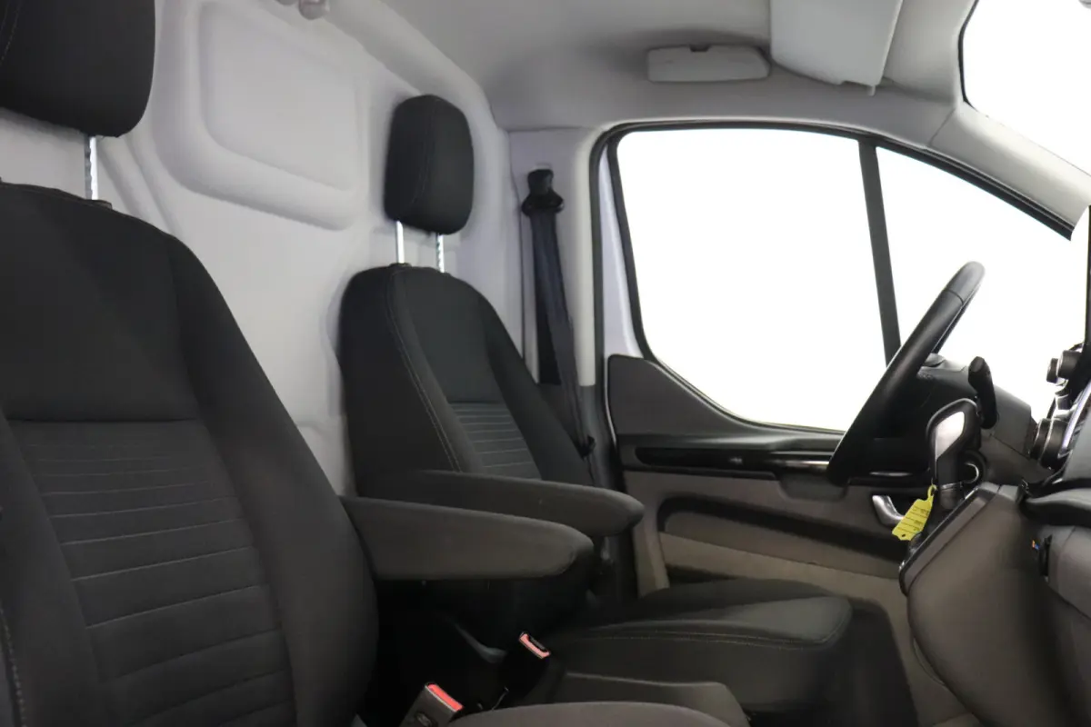2.0 TDCI 130PK L2H2 Automaat EURO 6 - Airco - Navi - Cruise - € 20.900,- Excl.