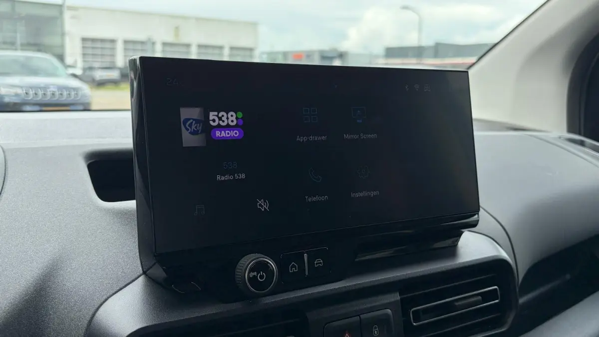 Rifter EV 50KWH 136PK L1 ALLURE / NAVI / AIRCO / LED / PDC / CAMERA / WINTERPAKKET / UNIEK !!
