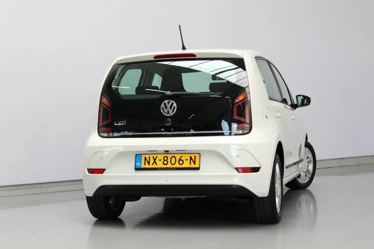 Up! 1.0 BMT high up! 60PK, AIRCO | CRUISE CONTROLE | ELEC-RAMEN/SPIEGELS | PARKEERSENSOREN | CAMERA