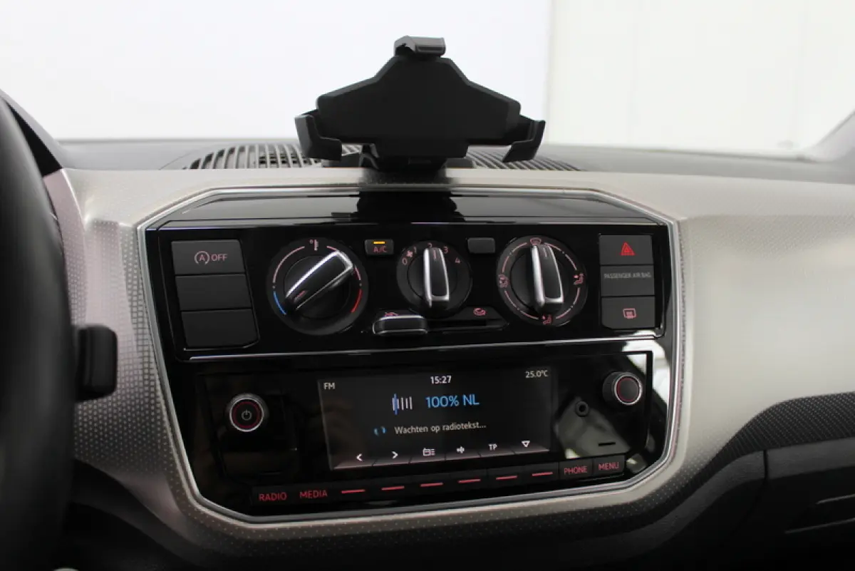 Up! 1.0 BMT high up! 60PK, AIRCO | CRUISE CONTROLE | ELEC-RAMEN/SPIEGELS | PARKEERSENSOREN | CAMERA
