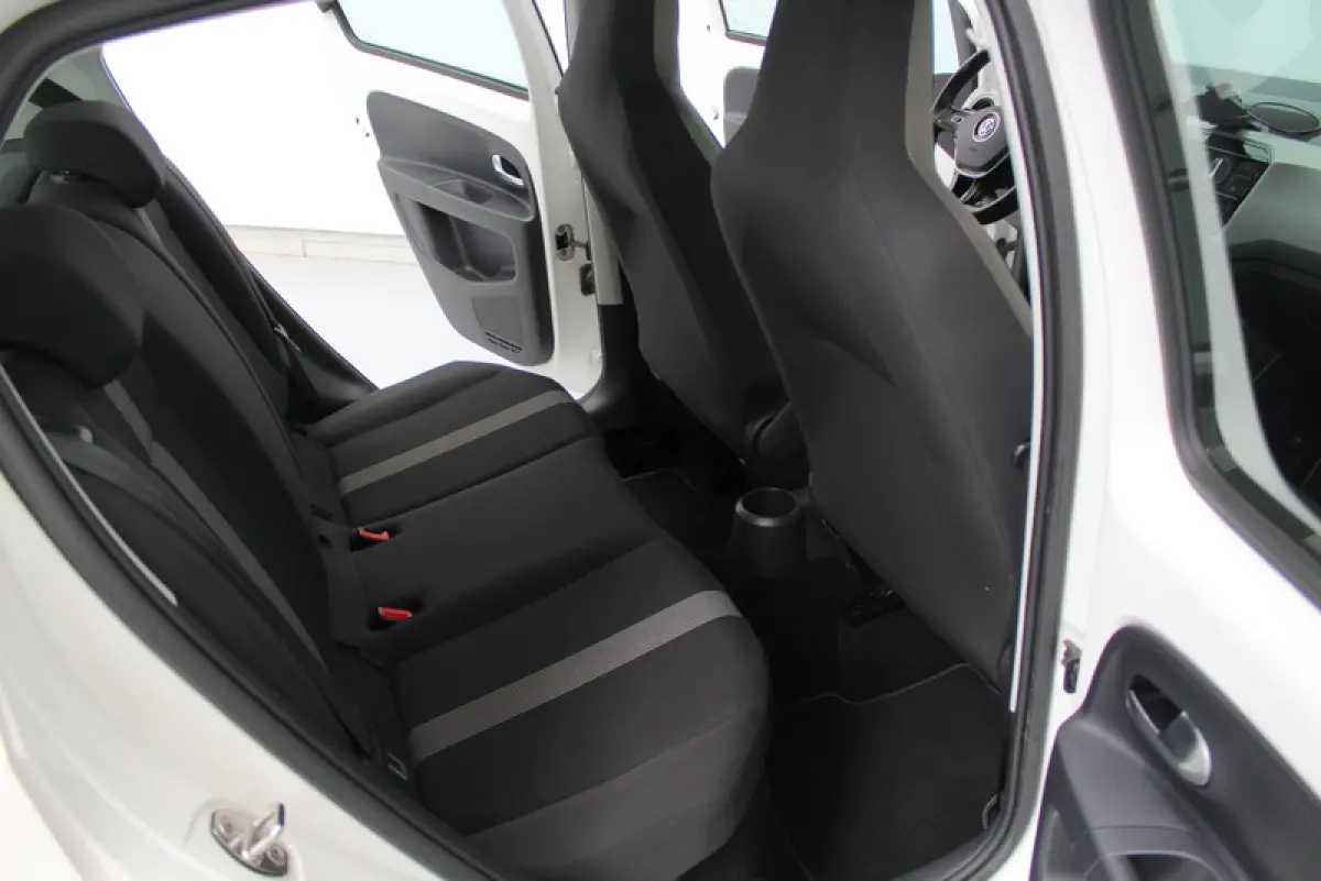 Up! 1.0 BMT high up! 60PK, AIRCO | CRUISE CONTROLE | ELEC-RAMEN/SPIEGELS | PARKEERSENSOREN | CAMERA