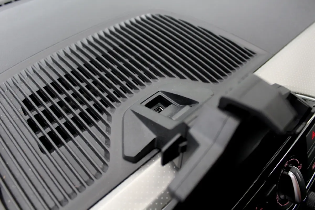 Up! 1.0 BMT high up! 60PK, AIRCO | CRUISE CONTROLE | ELEC-RAMEN/SPIEGELS | PARKEERSENSOREN | CAMERA