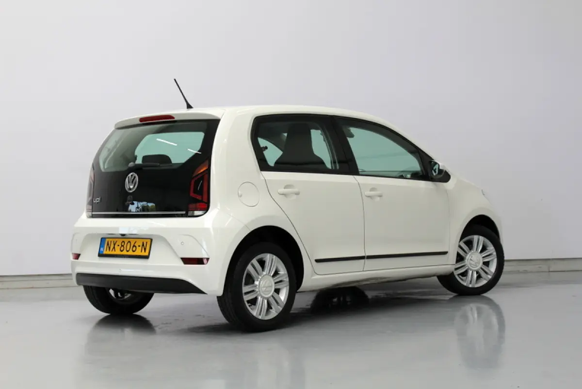 Up! 1.0 BMT high up! 60PK, AIRCO | CRUISE CONTROLE | ELEC-RAMEN/SPIEGELS | PARKEERSENSOREN | CAMERA