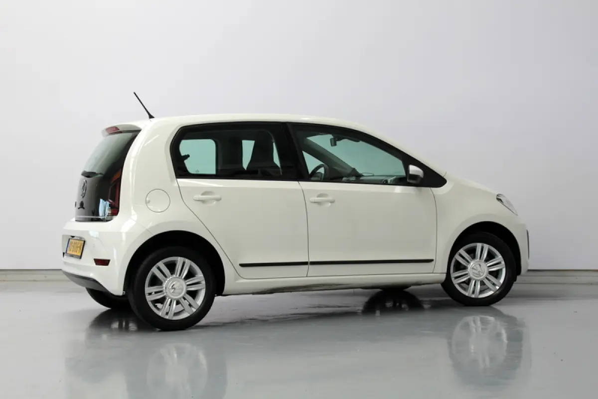 Up! 1.0 BMT high up! 60PK, AIRCO | CRUISE CONTROLE | ELEC-RAMEN/SPIEGELS | PARKEERSENSOREN | CAMERA