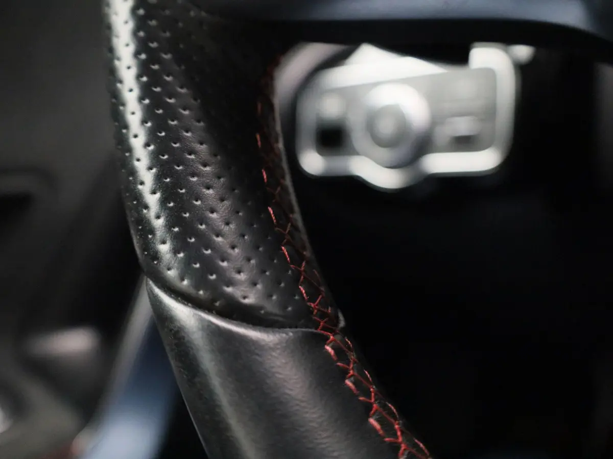 180 Business Solution AMG | Automaat | Panorama dak | DAB | Navigatie | Half-Leder | Virtual cockpit | Bluetooth | Parkeer sensoren | Stoel verwarming | Cruise Control | Lichtmetalen Velgen 