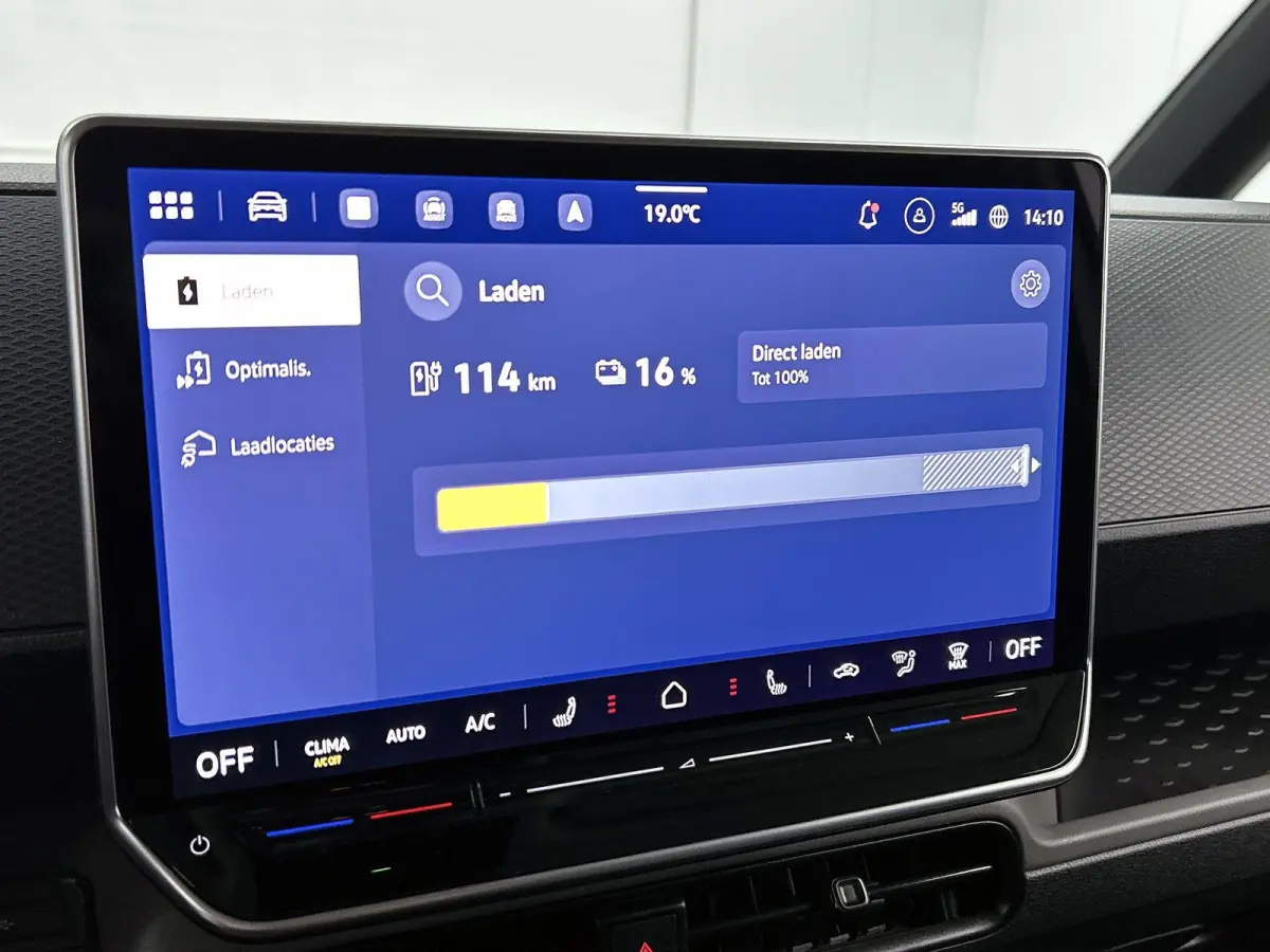 Bulli Limited Edition 286PK | Climatric Airco | Trekhaak | Stoelverwarming | Draadloos Apple Carplay/ Android Auto | DAB+ | Achteruitrijcamera inclusief 360 graden | Diefstalalarm | Navigati