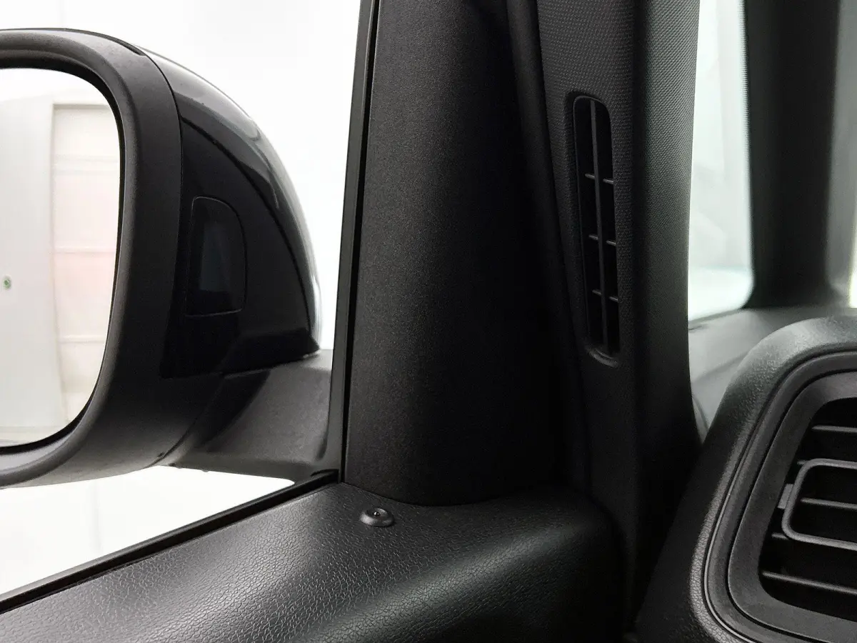 Bulli Limited Edition 286PK | Climatric Airco | Trekhaak | Stoelverwarming | Draadloos Apple Carplay/ Android Auto | DAB+ | Achteruitrijcamera inclusief 360 graden | Diefstalalarm | Navigati