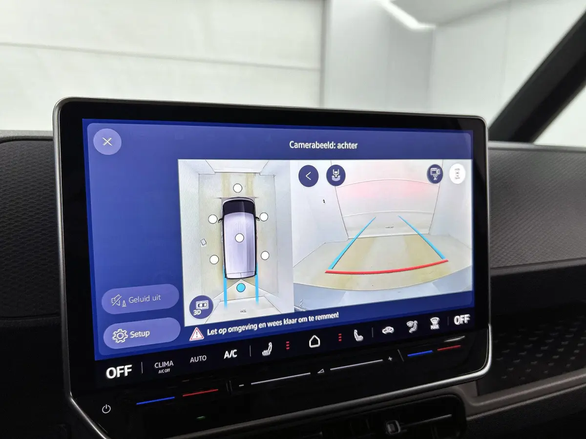 Bulli Limited Edition 286PK | Climatric Airco | Trekhaak | Stoelverwarming | Draadloos Apple Carplay/ Android Auto | DAB+ | Achteruitrijcamera inclusief 360 graden | Diefstalalarm | Navigati