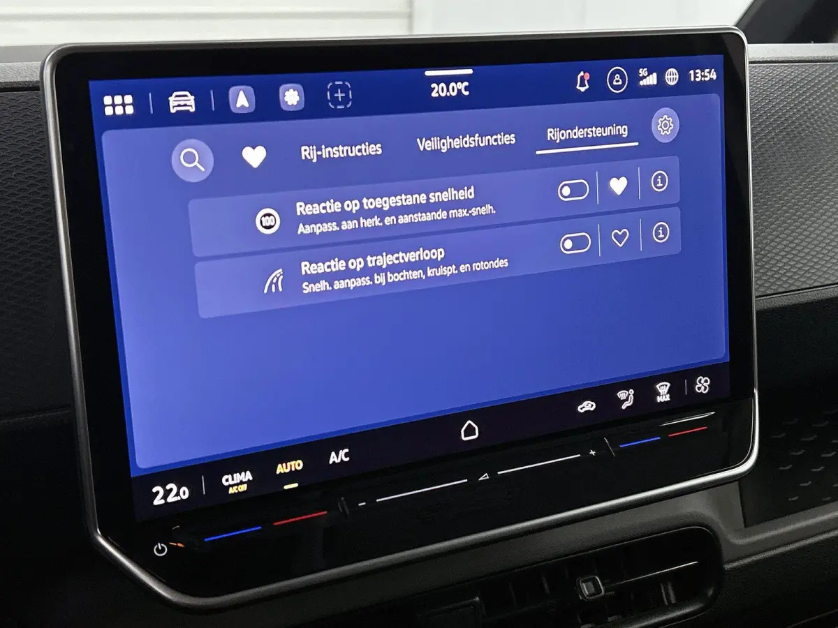 Economy Limited Edition 286PK | Navigatie | Airco | Trekhaak | Multifunctioneel stuur | Adaptive cruise control | Achteruitrijcamera | DAB+ |