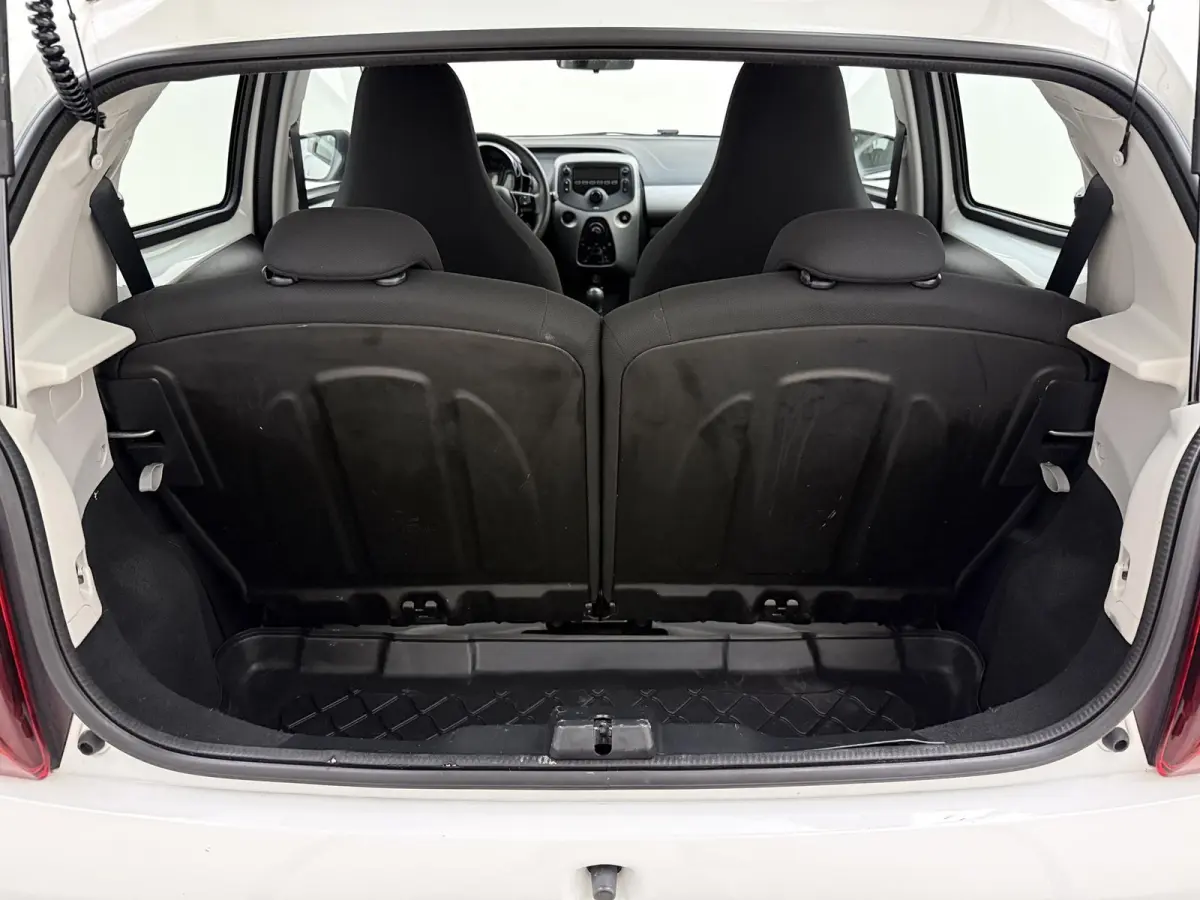 1.0 e-VTi Active | Airco | Parkeersensoren | Multifunctioneel Stuurwiel | Isofix |