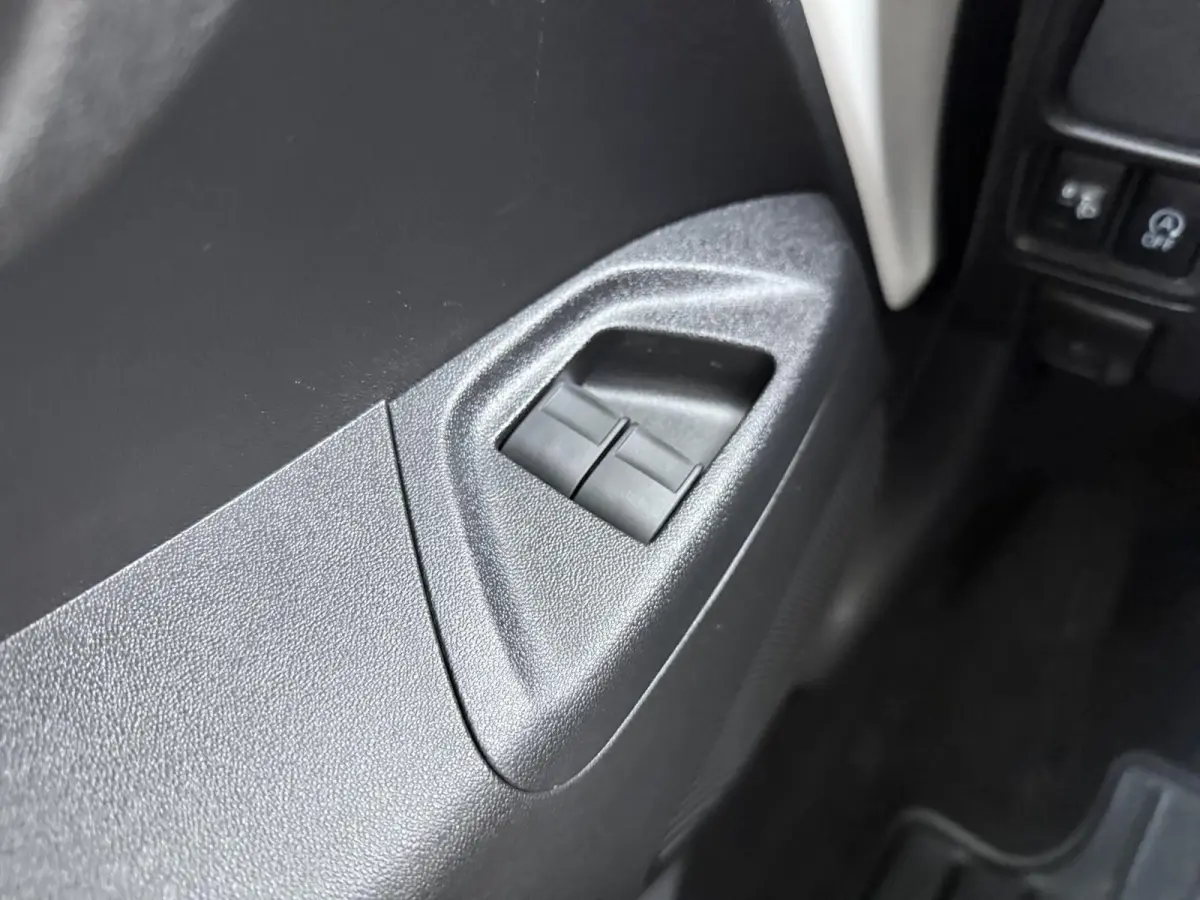 1.0 e-VTi Active | Airco | Parkeersensoren | Multifunctioneel Stuurwiel | Isofix |