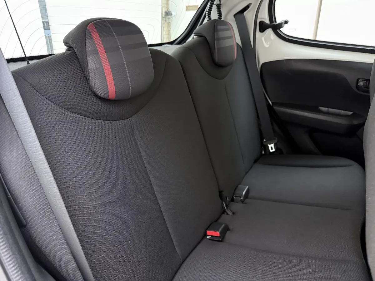 1.0 e-VTi Active | Airco | Parkeersensoren | Multifunctioneel Stuurwiel | Isofix |