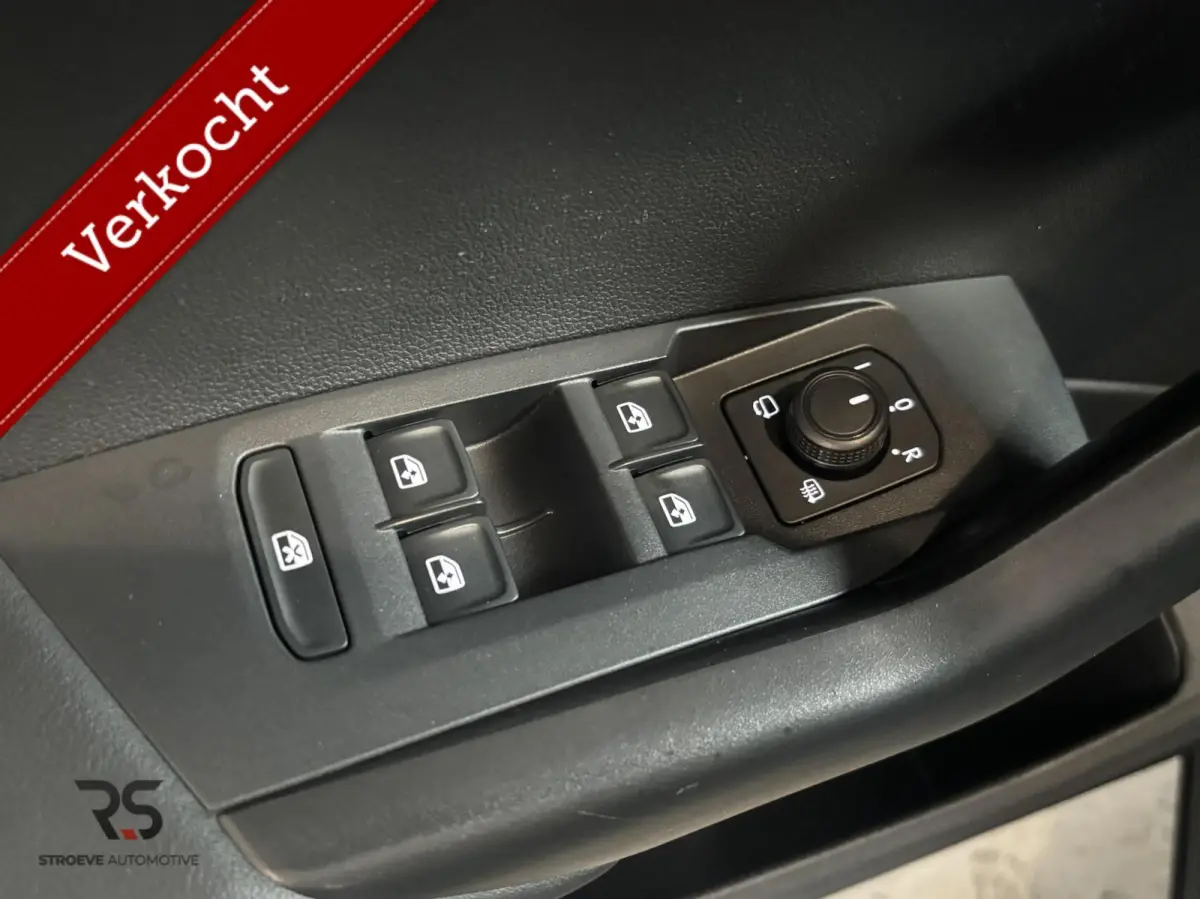 1.0 TSI 110 pk Life | CarPlay | ACC | Airco | Virtual | PDC | 1e Eig | Org NL |