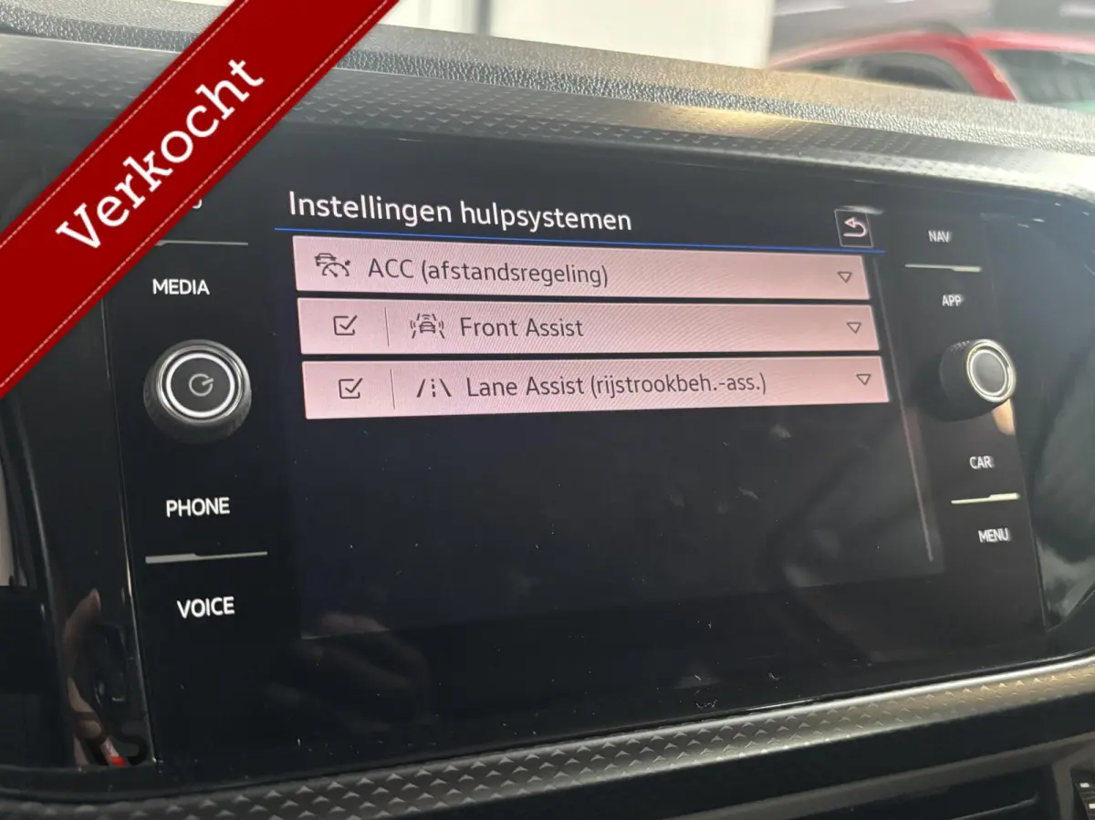 1.0 TSI 110 pk Life | CarPlay | ACC | Airco | Virtual | PDC | 1e Eig | Org NL |