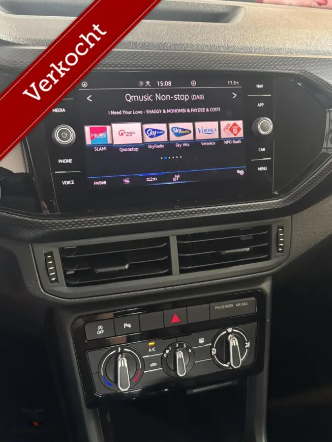 1.0 TSI 110 pk Life | CarPlay | ACC | Airco | Virtual | PDC | 1e Eig | Org NL |