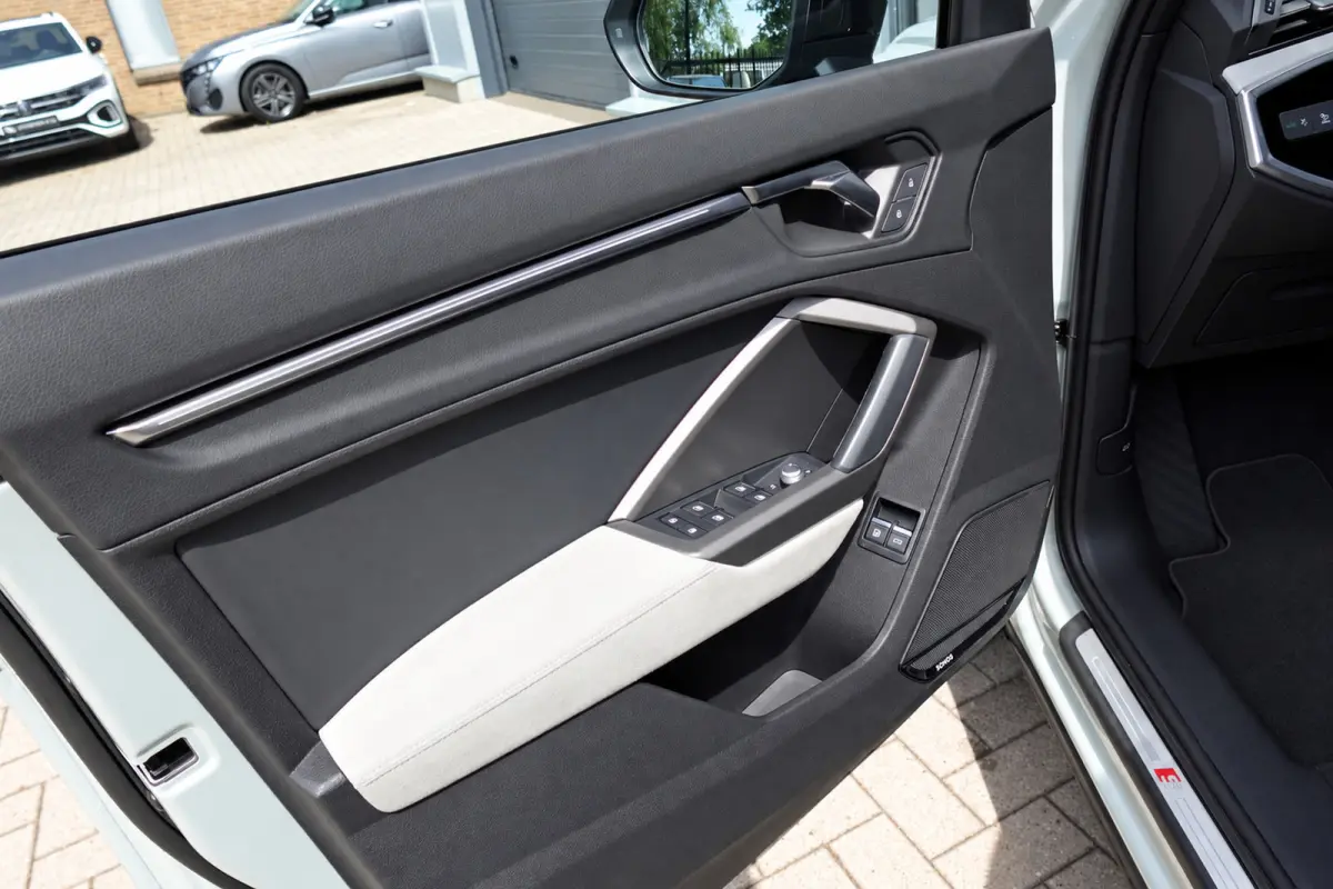 45 TFSI e S-line PANO MATRIX CAMERA VOL