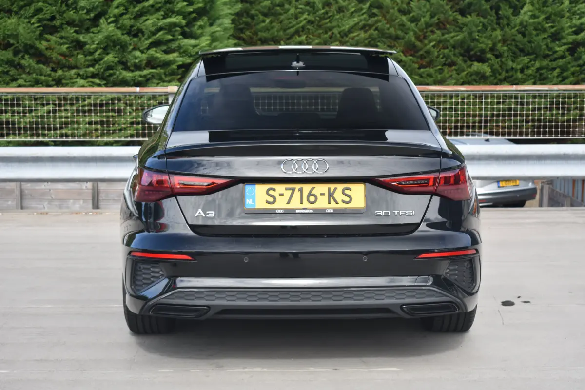 30 TFSI S edition 110PK S-Tronic | Sportonderstel | Elektrische bestuurdersstoel | Premium Audio System | Schuif-kanteldak | Verwarmbare voorstoelen