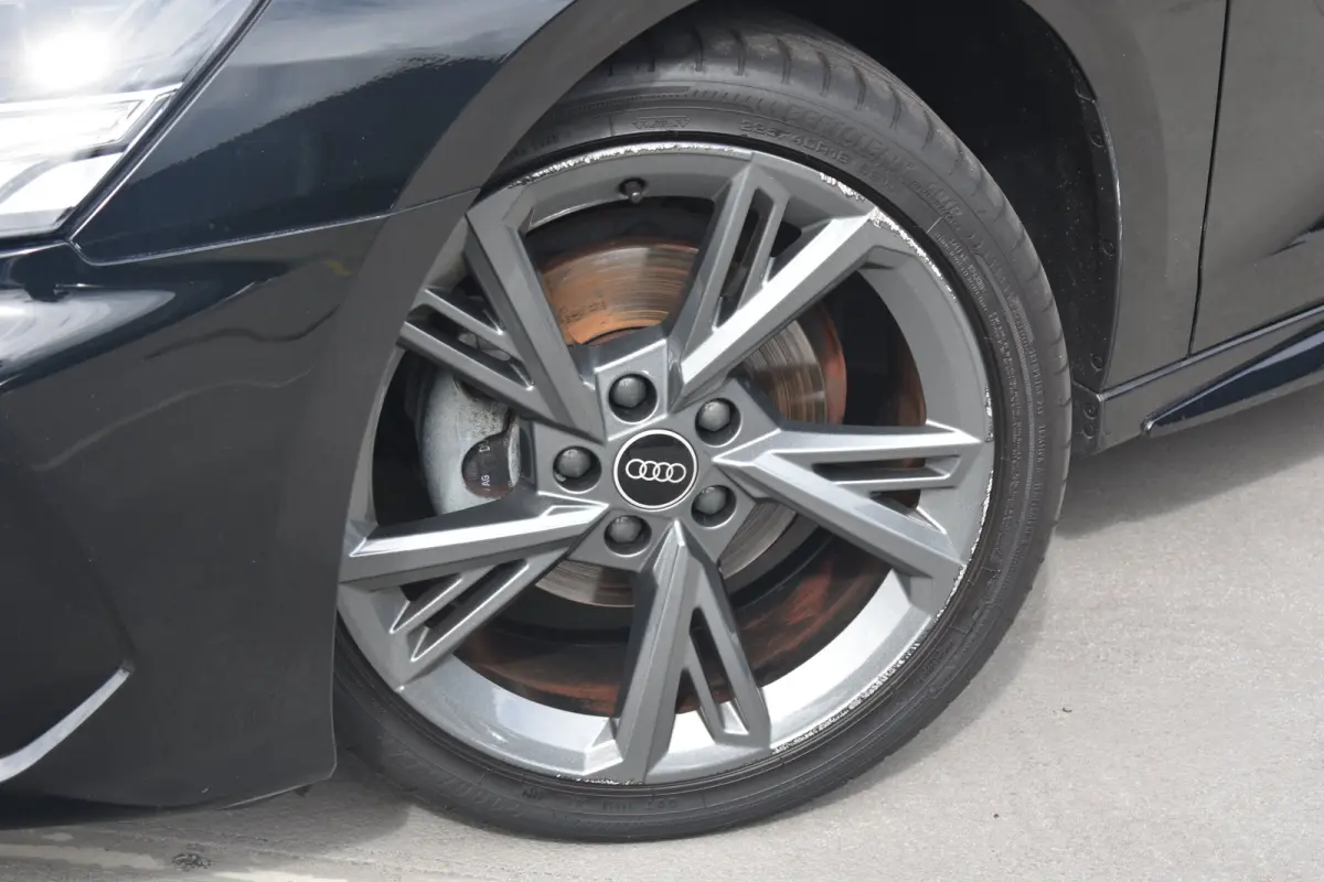 30 TFSI S edition 110PK S-Tronic | Sportonderstel | Elektrische bestuurdersstoel | Premium Audio System | Schuif-kanteldak | Verwarmbare voorstoelen