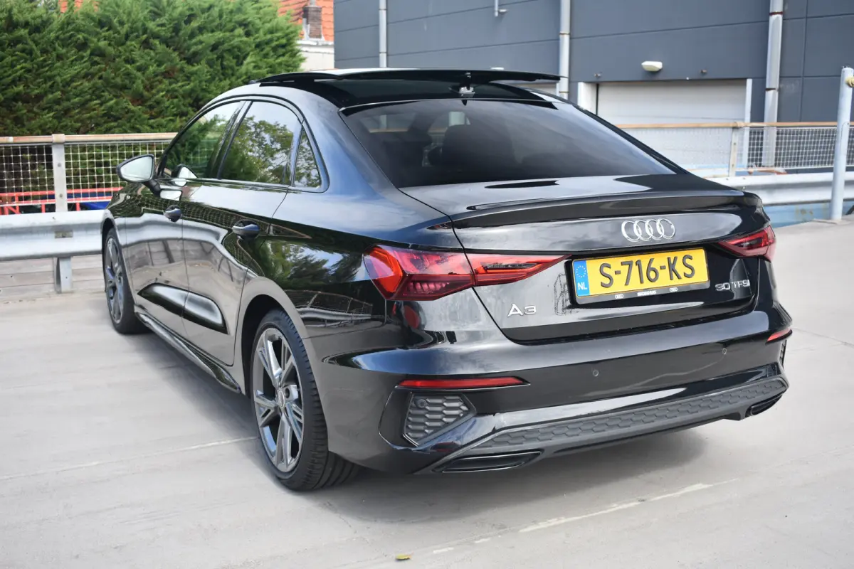 30 TFSI S edition 110PK S-Tronic | Sportonderstel | Elektrische bestuurdersstoel | Premium Audio System | Schuif-kanteldak | Verwarmbare voorstoelen