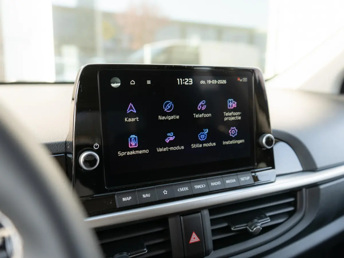 1.0 GDi DynamicPlusLine | NIEUWE AUTO | OP VOORRAAD | Achteruitrijcamera | Navi. | Clima. | Stoel&Stuur Verwarming | Parkeersensoren