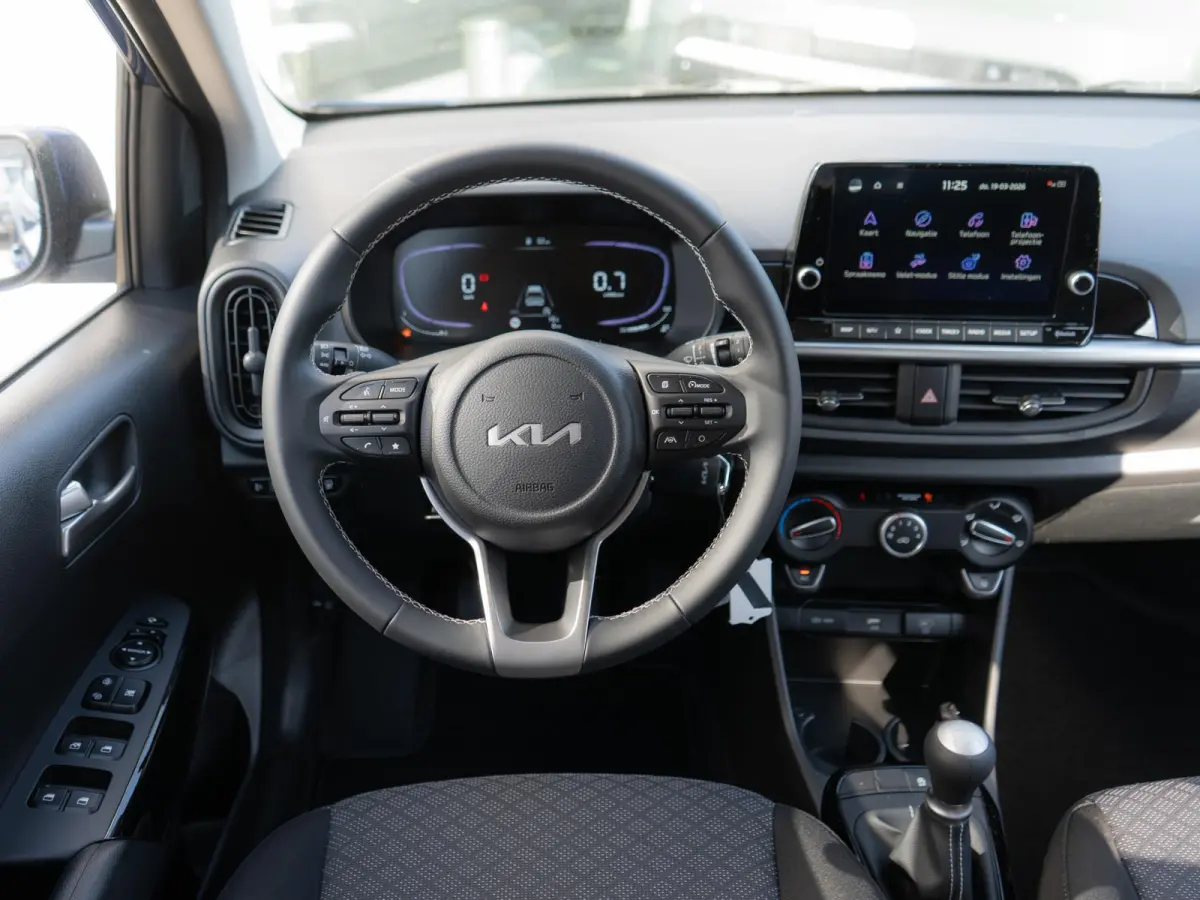 1.0 GDi DynamicPlusLine | NIEUWE AUTO | OP VOORRAAD | Achteruitrijcamera | Navi. | Clima. | Stoel&Stuur Verwarming | Parkeersensoren