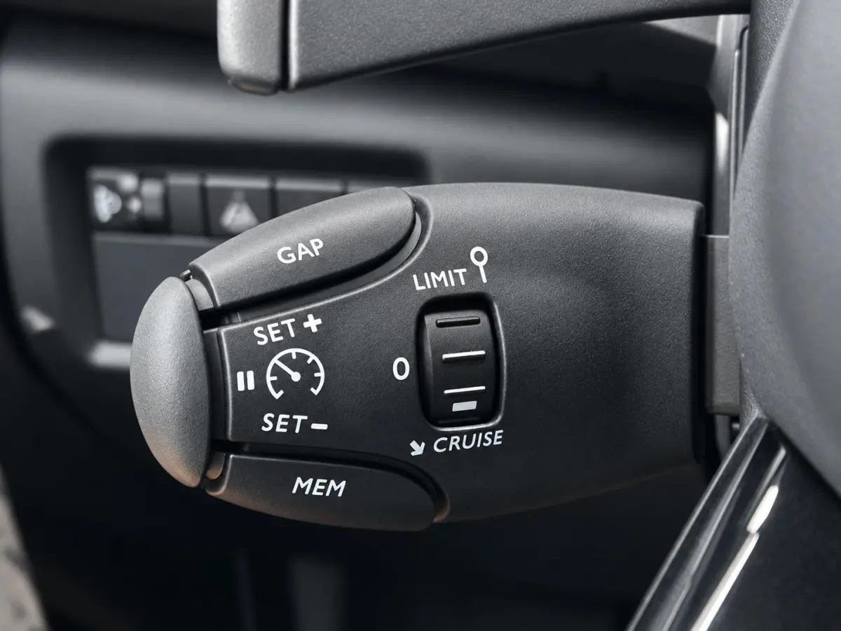 1.2 Hybrid Max Automaat Navigatie Apple Carplay Android Auto Parkeerhulp Adaptive Cruise Control Stoelverwarming Elektrische achterklep Full Led Climate Control