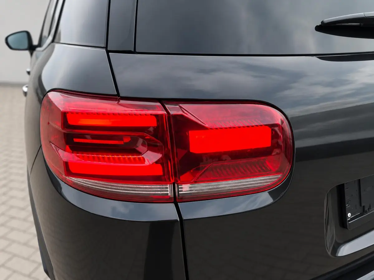 1.2 Hybrid Max Automaat Navigatie Apple Carplay Android Auto Parkeerhulp Adaptive Cruise Control Stoelverwarming Elektrische achterklep Full Led Climate Control