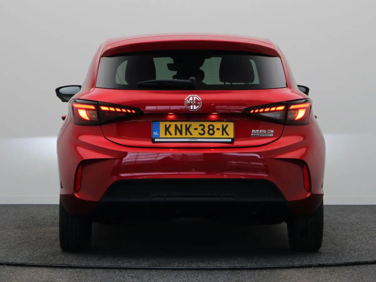 1.5 Luxury | Apple Carplay & Android Auto | Rondomzicht Camera | Stoel en Stuurwielverwarming |
