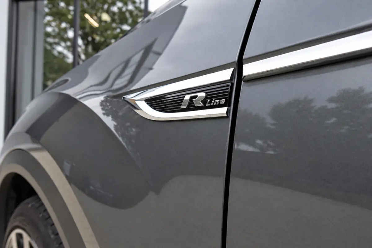 1.5 TSI Sport R-Line PANO CAM ACC