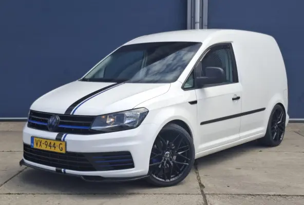 2.0 TDI L1H1 BMT Trendline VERLAAGD / AIRCO / STOEL VERWARMING / EURO 6 / NAVI / MARGE AUTO !!