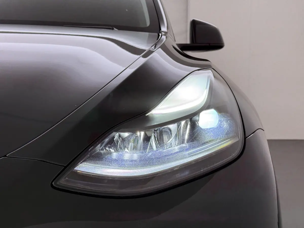 Long Range AWD 75 kWh SOH 95% | TESLA FABRIEKSGARANTIE TOT 2028/ 80.000KM! | FABRIEKSGARANTIE OP ACCU & AANDRIJFLIJN TOT 2032 OF 192.000 KM | BTW VERREKENBAAR