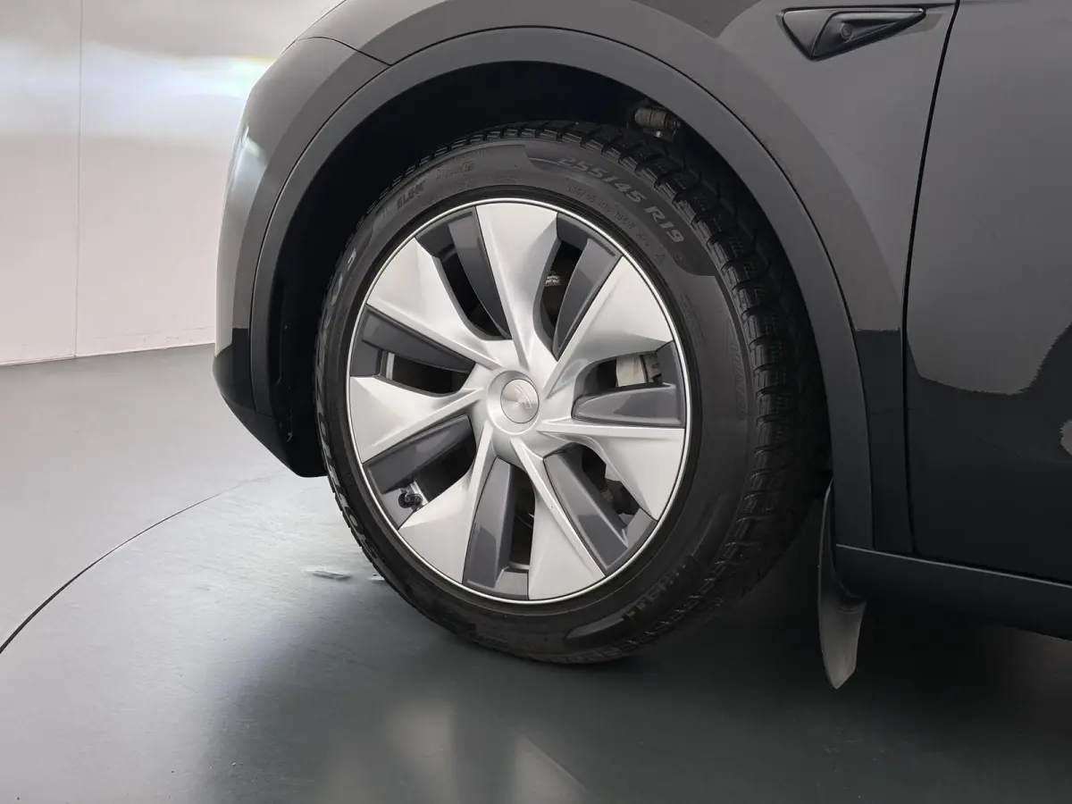 Long Range AWD 75 kWh SOH 95% | TESLA FABRIEKSGARANTIE TOT 2028/ 80.000KM! | FABRIEKSGARANTIE OP ACCU & AANDRIJFLIJN TOT 2032 OF 192.000 KM | BTW VERREKENBAAR