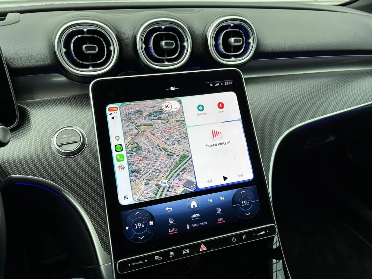 300 e Cruise Carplay Led Head-up Camera 23 Eerste Eigenaar Nieuw Model Vol Opties Sfeerverlichting Trekhaak